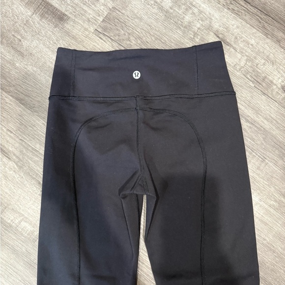NWOT Lululemon black Cropped Leggings - Picture 8 of 10